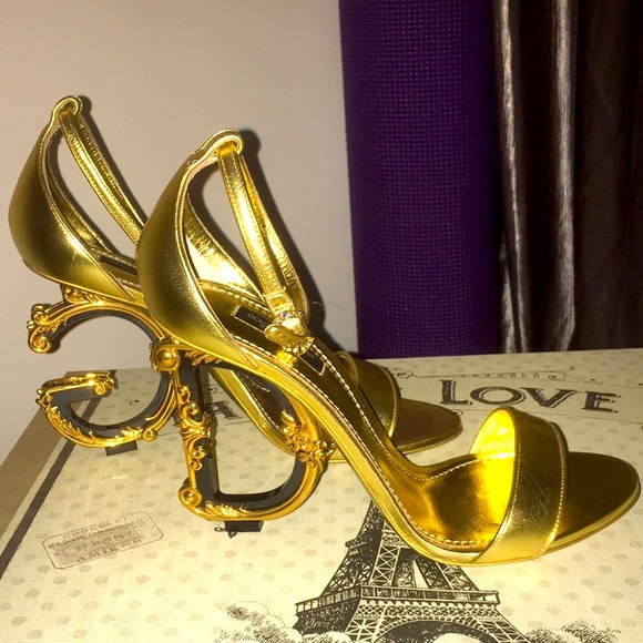 Dolce & Gabbana (DG) heels - Picture 3 of 12